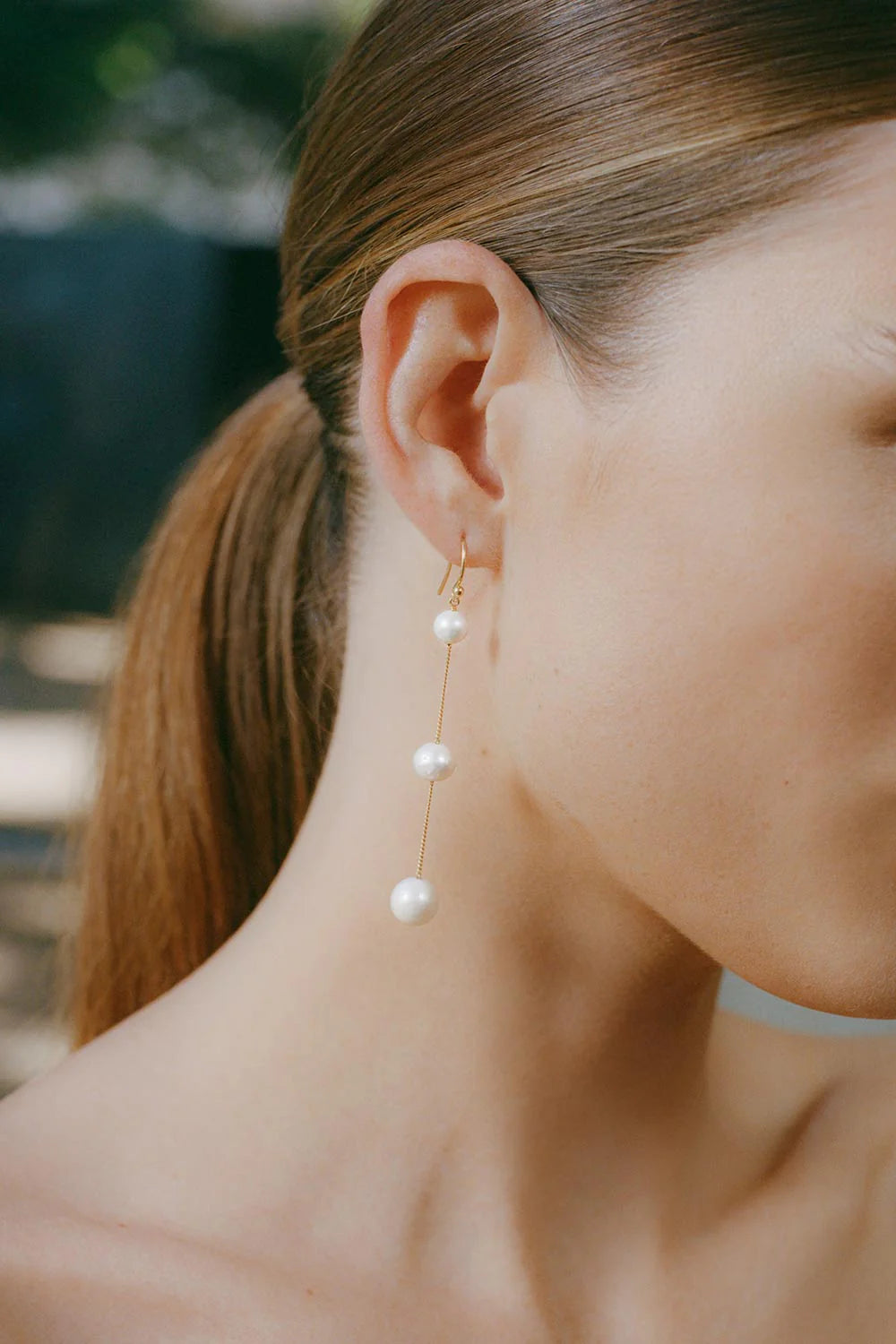 TIERED FLOATING PEARL EARRINGS